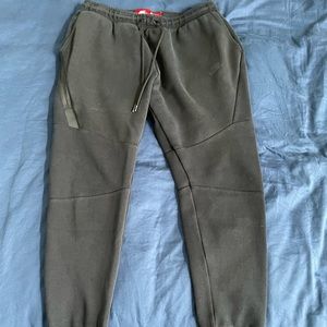 Black Nike Tech Fleece Pants Size Large